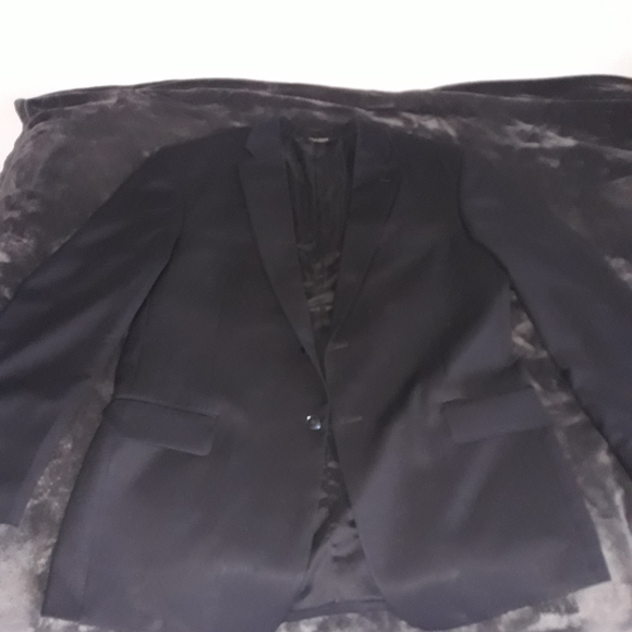 Button downs blazers and north face jacket - Picture 6 of 6